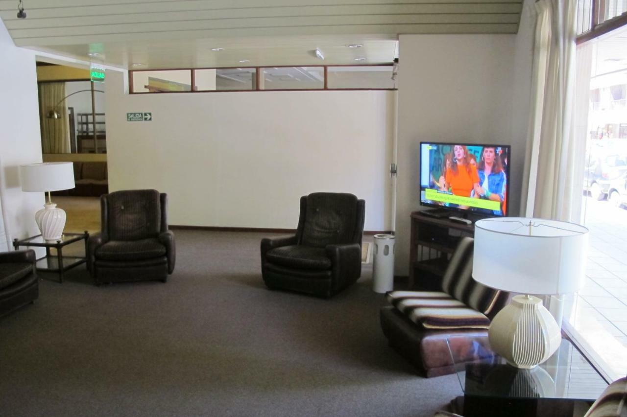 Hotel Emperador Necochea Bagian luar foto